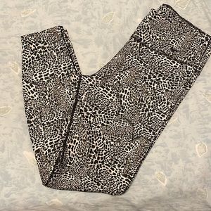 Nike Dri-Fit Cheetah Print Leggings